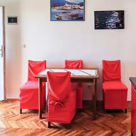 Appartement In With Wifi Vodice